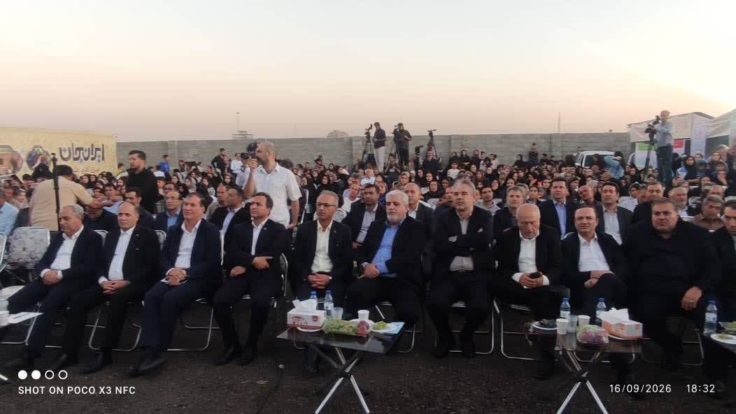 برگزاری نشست وزیر جهاد کشاورزی و معاون امور باغبانی با تشکل ها و تولید کنندگان شهرستان مراغه 